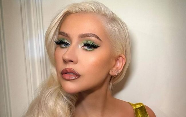 Крістіна Агілера засвітилась в сукнях від українського бренду