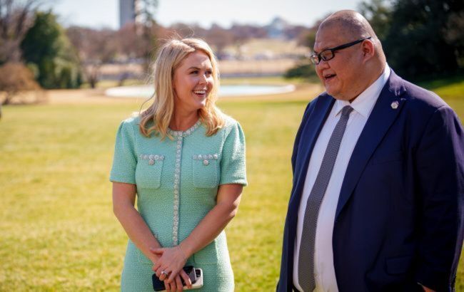 "Самый большой подарок": самая молодая пресс-секретарь Белого дома беременна во второй раз