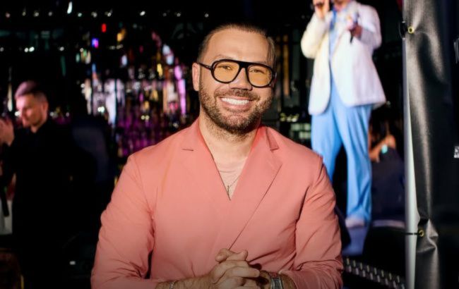 Мінус 10 років: Андре Тан назвав 5 відтінків, які візуально омолоджують