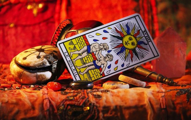 Гороскоп на неделю по картам Таро: каким знакам Зодиака удастся разбогатеть