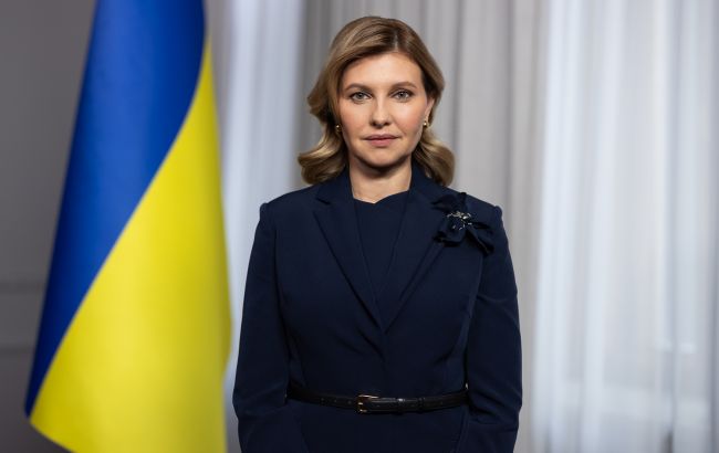 Олена Зеленська продемонструвала, як стильно поєднати різні відтінки сірого (фото)