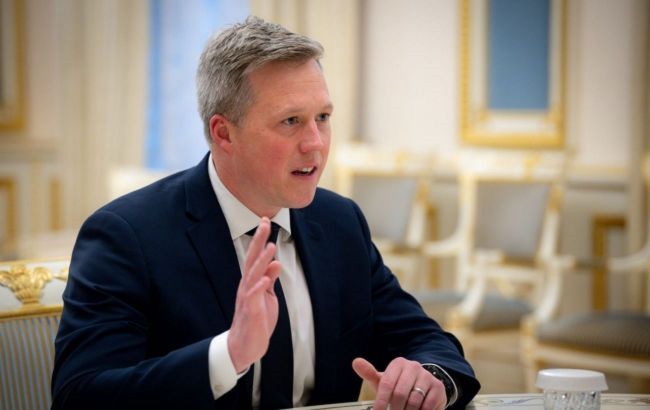 Министр армии США встретился с россиянами в ОАЭ, - СМИ