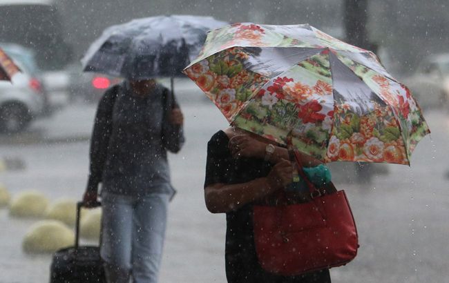 Синоптики дали новый прогноз на июнь: тепла не ждите