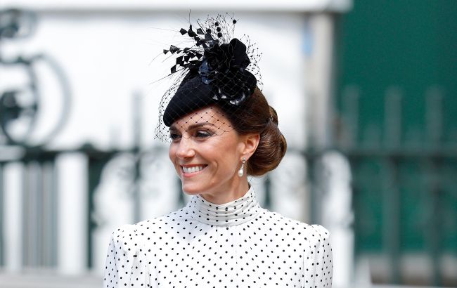 Сукня в горошок і сережки-краплі з перлами: Кейт Міддлтон повторила легендарний образ принцеси Діани