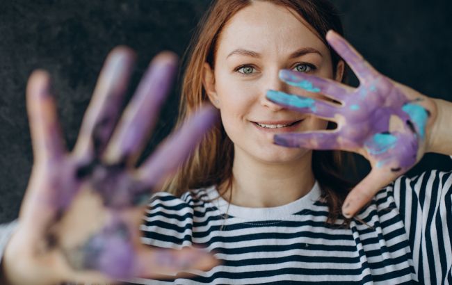 Ці кольори "притягнуть" гроші та нове кохання в листопаді: поради для всіх знаків Зодіаку