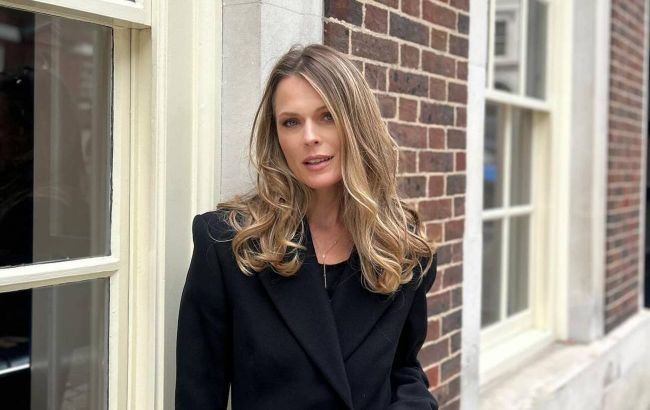 Фреймут заінтригувала "домашнім селфі" з Комаровим