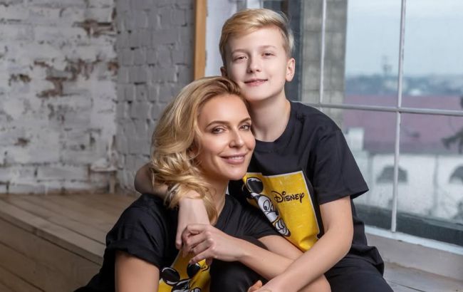 Марина Боржемська показала архівні фото сина-красеня: як він виглядав у дитинстві