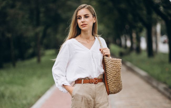 Довга сорочка? Ось як зробити її дійсно стильною усього за декілька секунд (відео)
