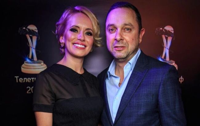 Відома телеведуча розкрила таємниці свого шлюбу: сплять в різних спальнях (відео)