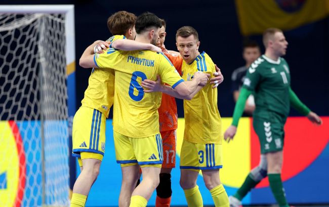 Этот баннер стоил слишком дорого: УЕФА наказала сборную Украины за поступок фанатов