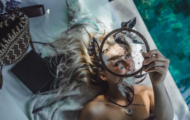 Минуле увірветься в життя цих знаків Зодіаку. Хто опиниться на роздоріжжі