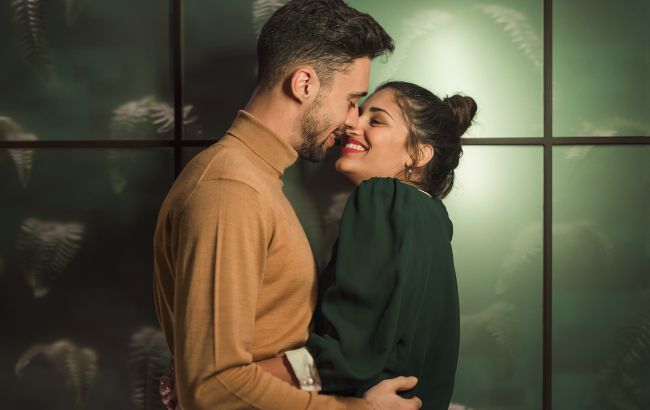 Він точно вас кохає, але мовчить: 6 вчинків чоловіка, які видають його справжні почуття