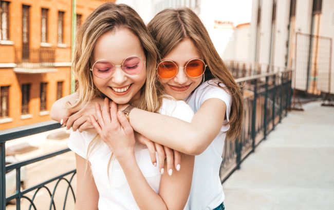 Найкращі друзі за гороскопом: ці знаки Зодіаку звернуть заради вас всі гори