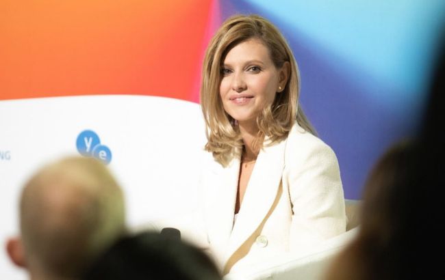 Елена Зеленская вышла в свет в белоснежном образе (фото)