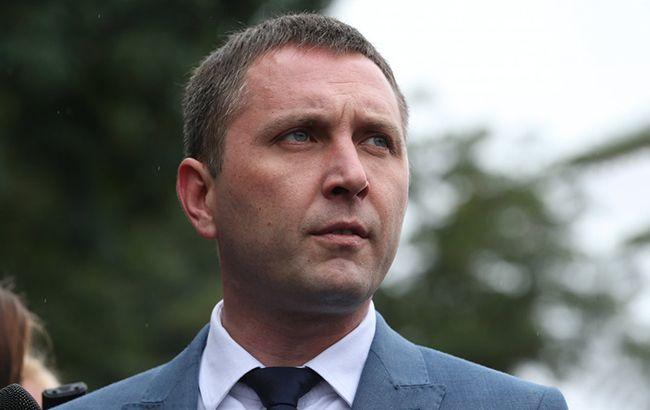 СБУ затримала на хабарі в 70 тис. доларів топ-чиновника "Укрзалізниці"