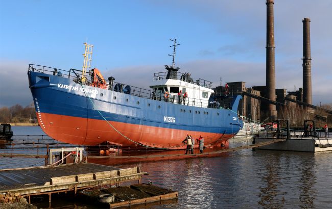 Не вперше. У Росії загорівся і затонув траулер "Капітан Лобанов"