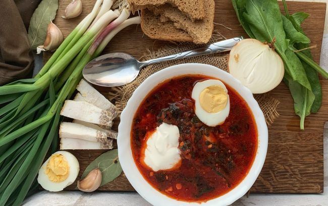 Борщ или щи: какое блюдо полезнее и почему