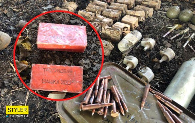 На Донбассе пограничники обнаружили тайное укрытие с боеприпасами: что там нашли (фото, видео)