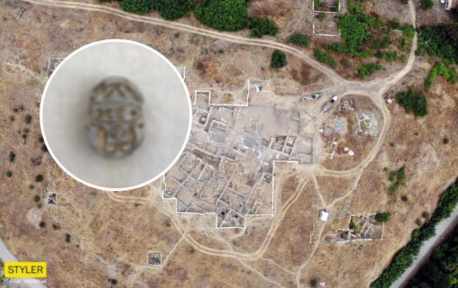 Вчені знайшли унікальну єгипетську печатку із загадковими символами (фото)