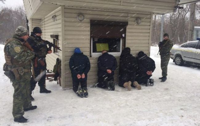 Суд арестовал подозреваемых в разбойном нападении в Харькове