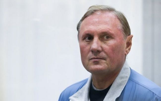 Ефремов назвал военные действия в зоне АТО "гражданской войной"