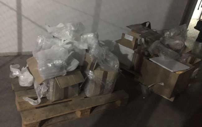 В "Жулянах" изъят незаконный багаж военного назначения