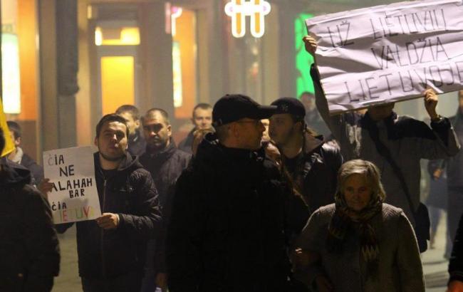 В Литве протестовали против приема беженцев