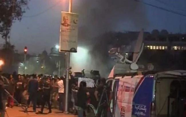 Взрыв в Пакистане: число жертв увеличилось до 16