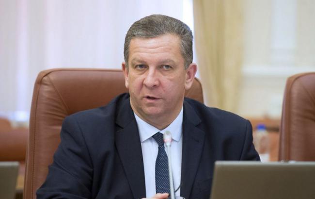 Каждый четвертый украинец работает в "тени", - Рева