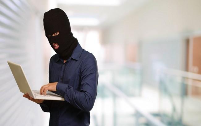 Киберполиция розкрила діяльність мережі фейкових інтернет-магазинів на території України