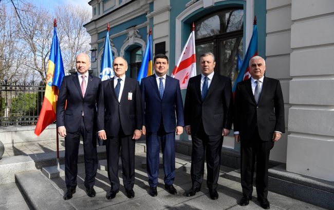 ВР рекомендуют назначать пенсии овдовелым супругам чернобыльцев независимо от причины смерти