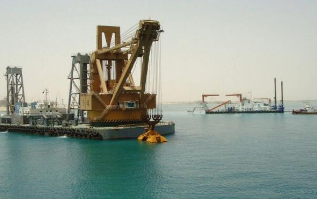 Найбільшого днопоглиблювача з Китаю запідозрили в підкупі чиновників, - ЗМІ