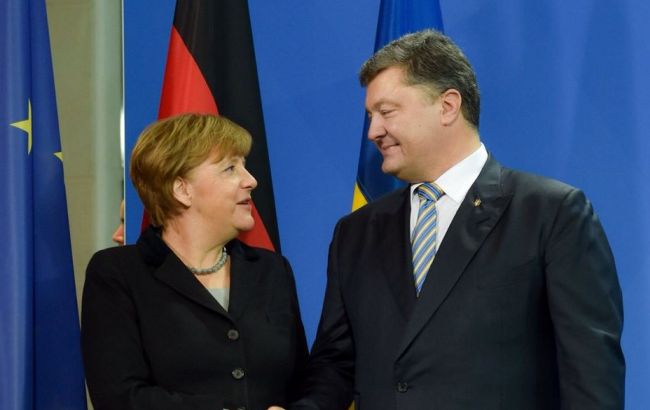 Порошенко поздравил Меркель с переизбранием на пост канцлера Германии