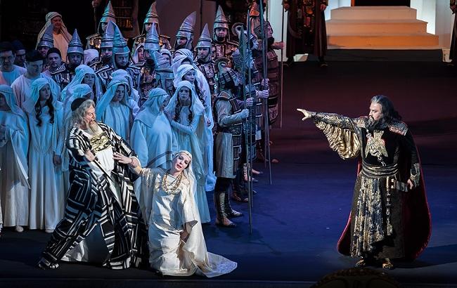 Опера без звука: Национальная опера Украины присоединилась к проекту о потере слуха