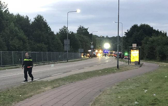 В Нидерландах на фестивале авто врезалось в толпу, один человек погиб