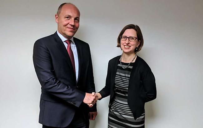 Украина рассчитывает на поддержку США в ходе имплементации ряда законов в сфере нацбезопасности