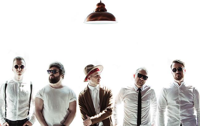 "Бережи себе": украинская группа выпустила новогодний трек