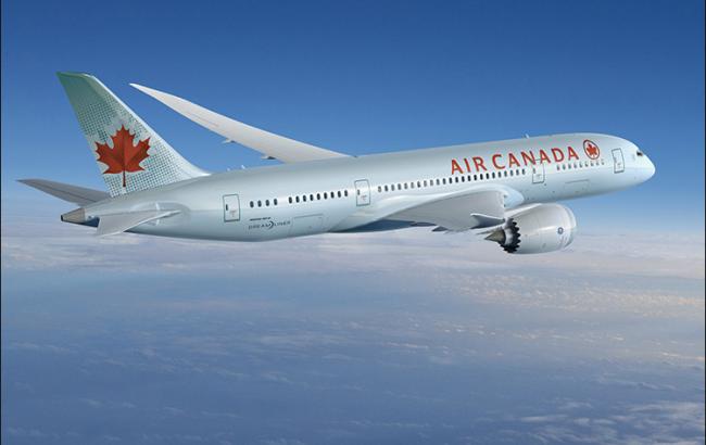 Самолет Air Canada попал в зону сильной турбулентности, 21 пассажир травмирован