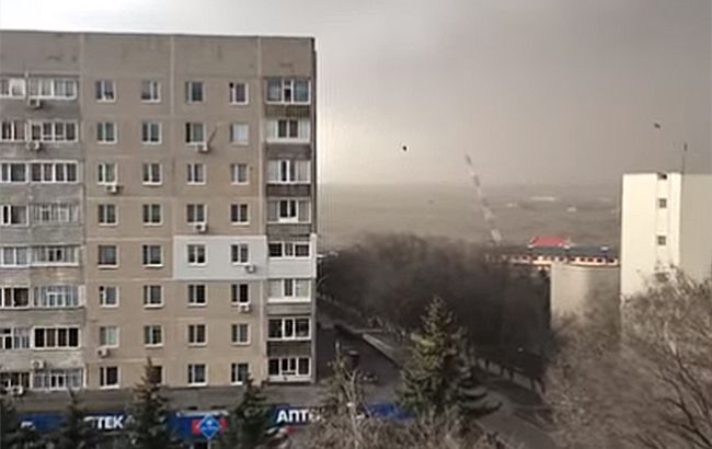 В Николаевской области ураганом снесло вышку мобильной связи