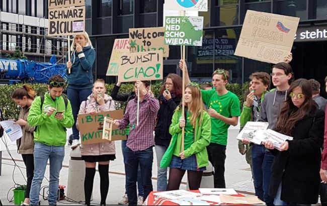 В Австрии требуют отставки правительства