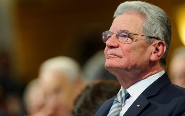 Президент ФРГ: установление ограничений на прием беженцев необходимо