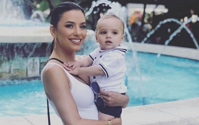 Бути мамою &ndash; улюблене заняття: Єва Лонгорія разом з сином знялася для популярного журналу