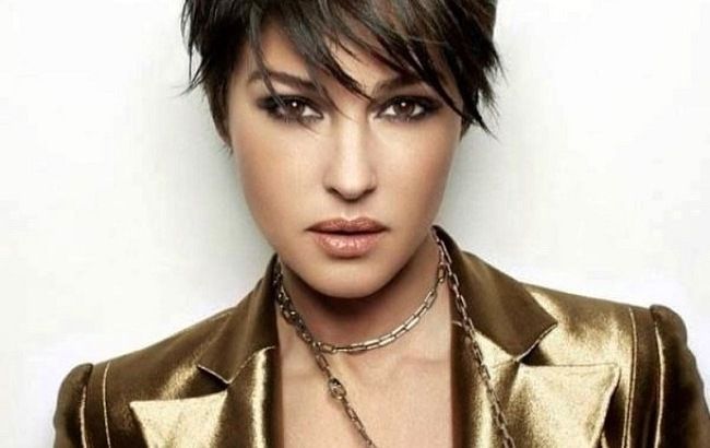 Ей все к лицу! Моника Беллуччи покорила стильным образом и новой прической