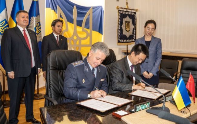 ГСЧС получила 52 единицы техники от Китая