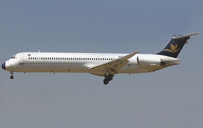 В Иране экстренно сел пассажирский самолет