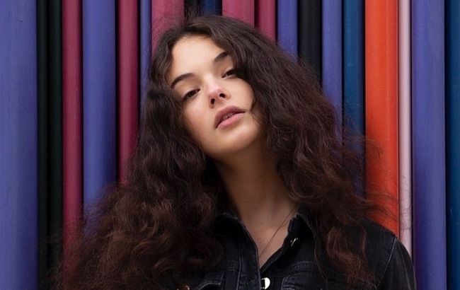 Вся в маму: дочь Моники Беллуччи восхитила красотой в рекламной кампании Dolce & Gabbana