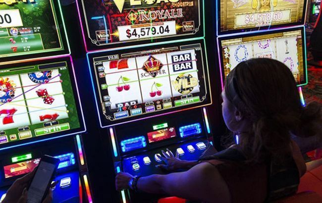 В Киеве разоблачили нелегальные игорные заведения