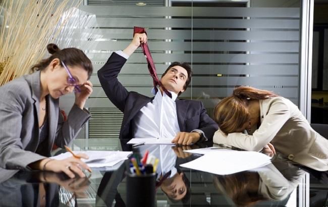 Сутулость,&nbsp;варикоз и красные глаза: Супрун рассказала, как выжить в офисе