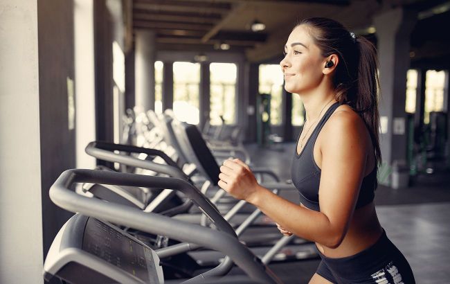 Без фитнес-баров, спа-зон и бассейнов: в Минздраве предложили условия работы спортзалов