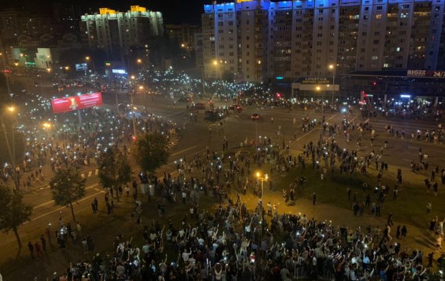 В Беларуси отпустили около двух тысяч задержанных, - МВД